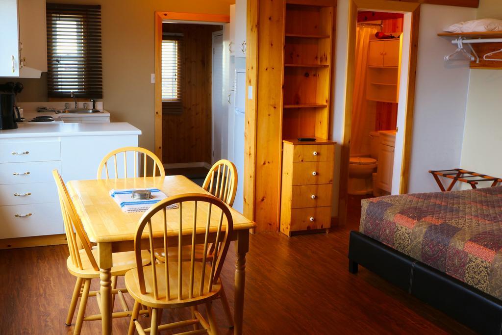 Auberge Motel 4 Saisons Блан-Саблон Екстериор снимка